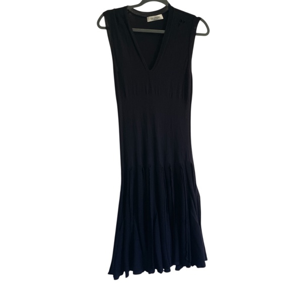 Valentino Black Knit Sleeveless Flared Cocktail Dress, Vintage - Picture 10 of 17